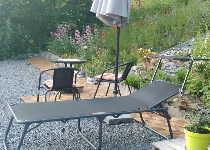 Un Studio A Louer Ds Un Endroit Calme Pres De La Ville De Dinant